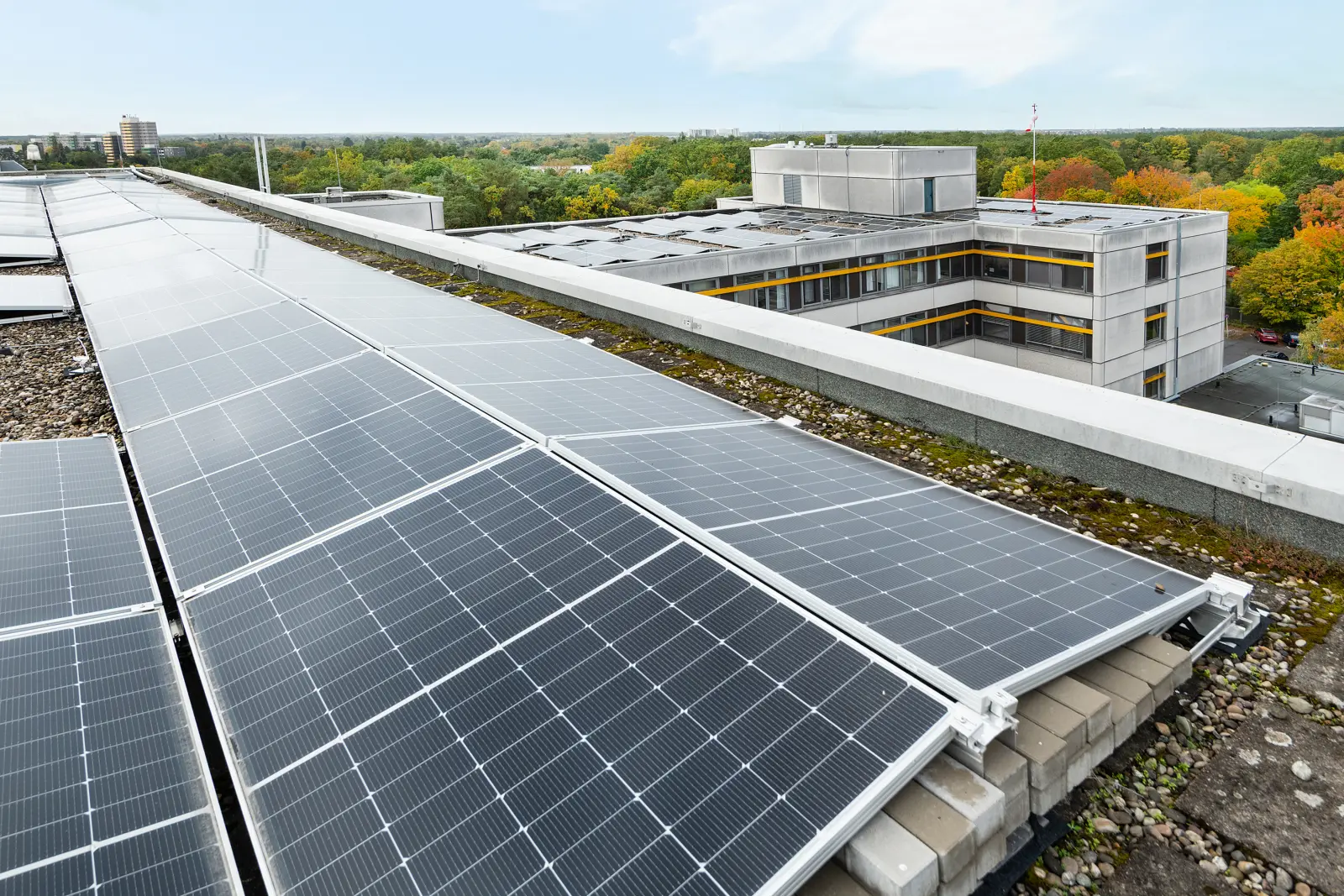 Photovoltaikanlage auf dem Krankenhausdach